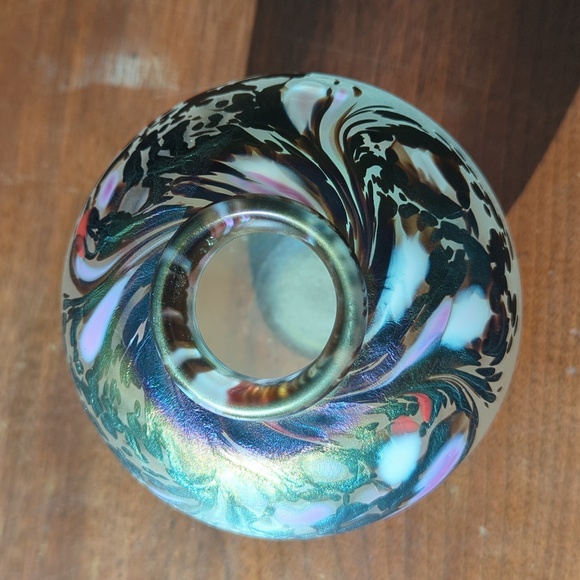 Hand Blown Iridescent Glass Vase - Picture 5 of 6